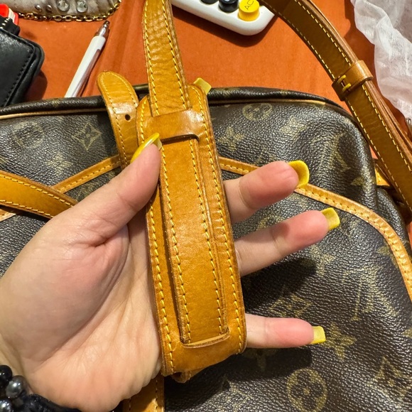 Louis Vuitton Samour PM Monogram Crossbody Bag - Picture 14 of 16